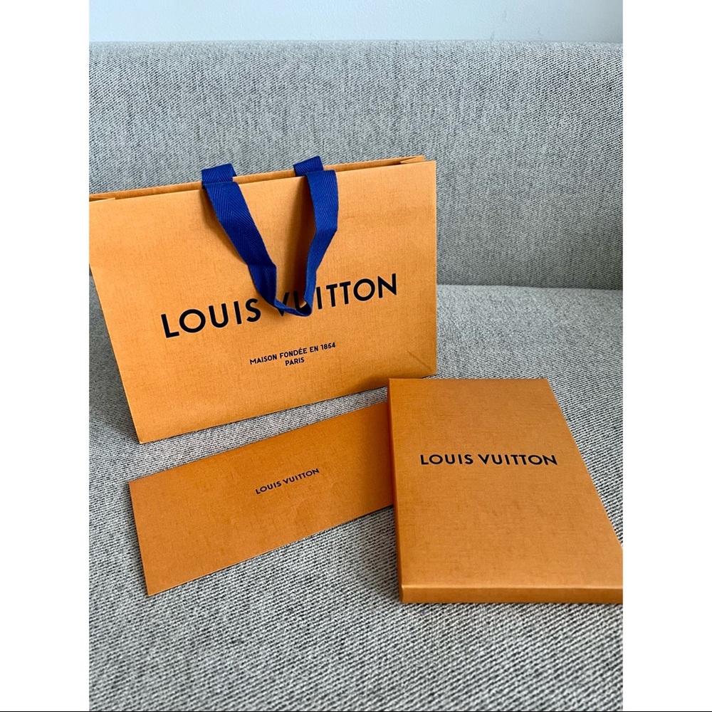 LOUIS VUITTON Medium Shopping bag + Gift box